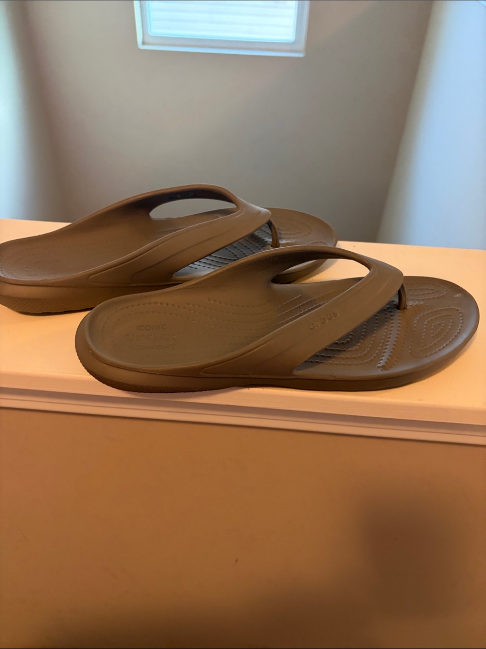 Crocs Gray Rubber Flip Flop Sandals